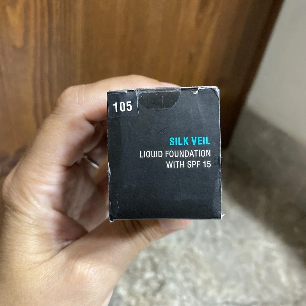 NEW LiSi Cosmetics Silk Veil Liquid Foundation  #105 With SPF‎ 15 Sealed, 30ml